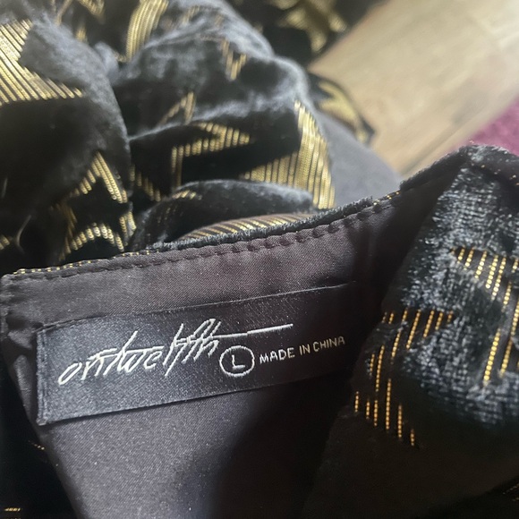 Vici velvet star top - Picture 3 of 5